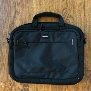 Laptop  case 14 in by 12 inches Amazon Basics